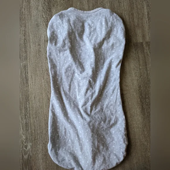 2/$10 Swaddle me transition sleep pod - Picture 5 of 6